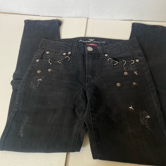 NWOT & Vintage Almost Famous Black Distressed Skinny Jeans - Picture 1 of 11